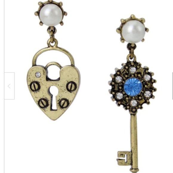 Betsey Johnson Jewelry - Betsey Johnson Heart Lock & Key Mismatch Drop Earrings